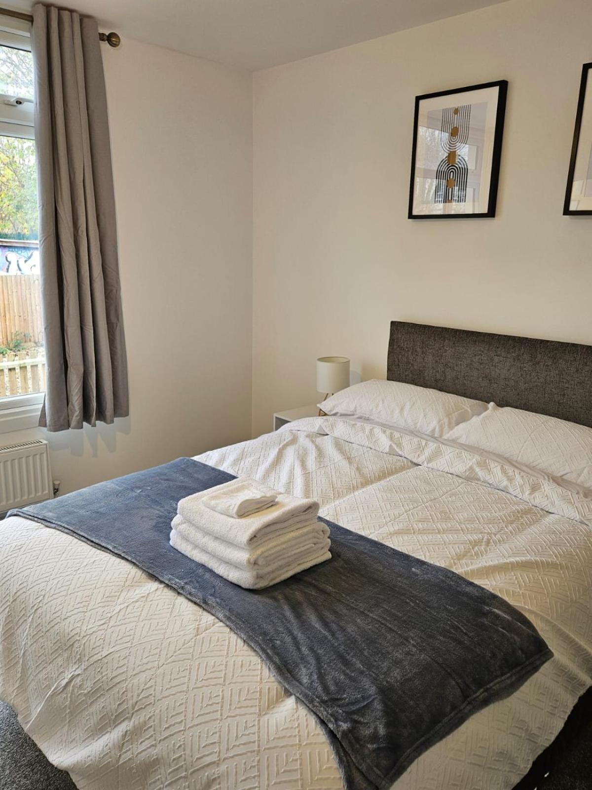 Appartamento Quiet Hideout Southend-on-Sea Esterno foto
